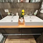 Florio House Bed and Breakfast